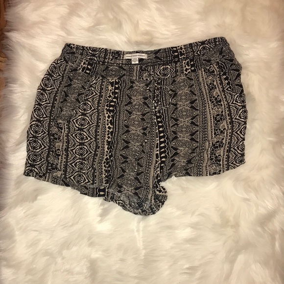 Aztec Print Shorts - Picture 2 of 6